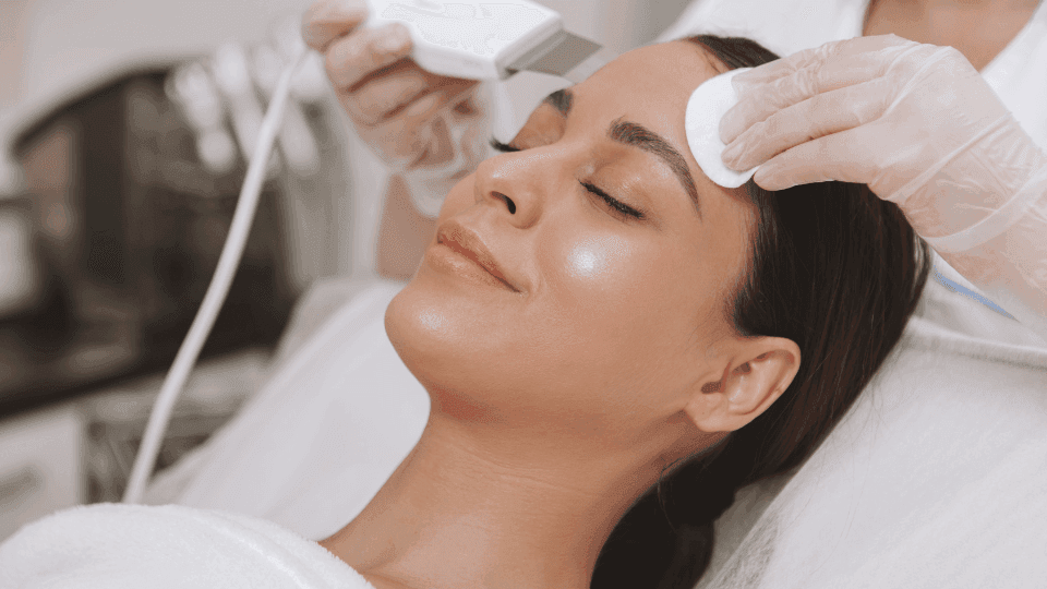 Cara Menghilangkan Bekas Jerawat dengan Treatment Modern