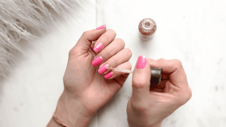 Ciri-Ciri dan Contoh Kuku yang Tidak Sehat, Bisa Jadi Tanda Penyakit!