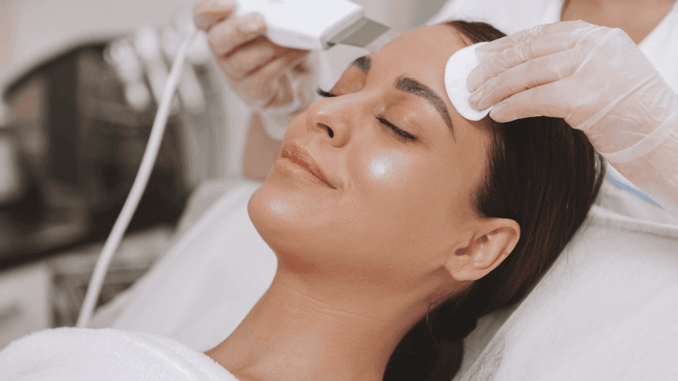 RF (Radio frequency) Facial: Solusi Anti-Aging Tanpa Suntik