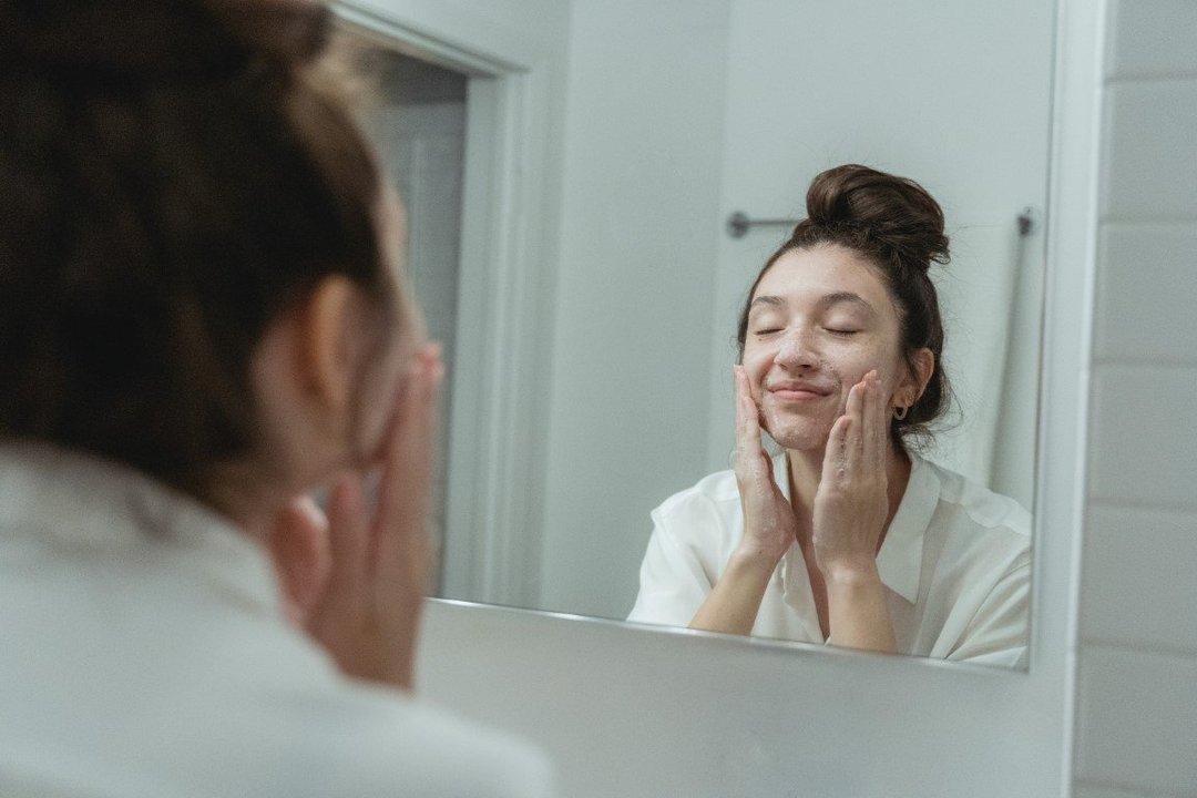tips cuci muka yang benar jerawat hilang diricare