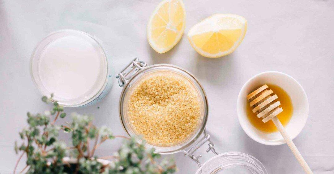 Lulur Alami untuk Memutihkan Kulit Diricare