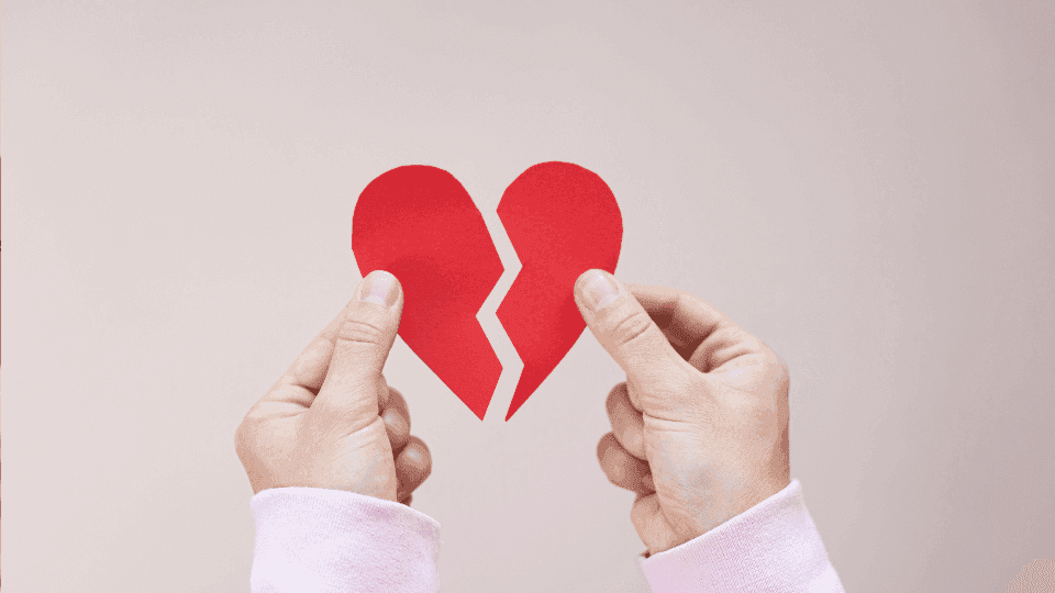 Tips atasi putus cinta