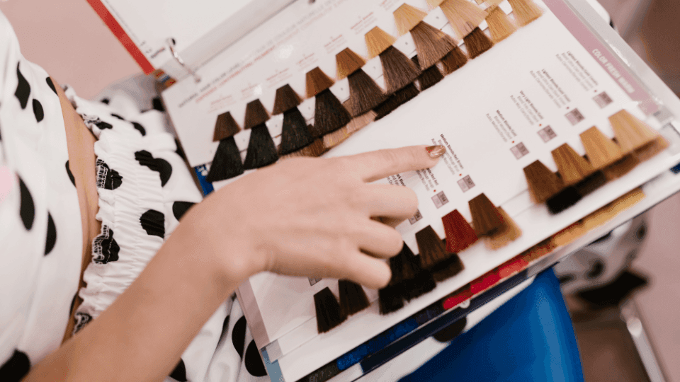 warna rambut untuk kulit sawo matang