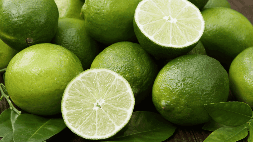 12 Manfaat Jeruk Nipis untuk Wajah dan Efek Sampingnya