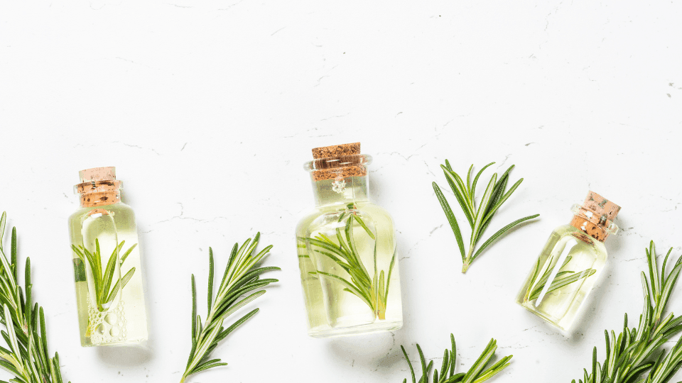 8 Manfaat Minyak Rosemary untuk Rambut dan Cara Menggunakannya