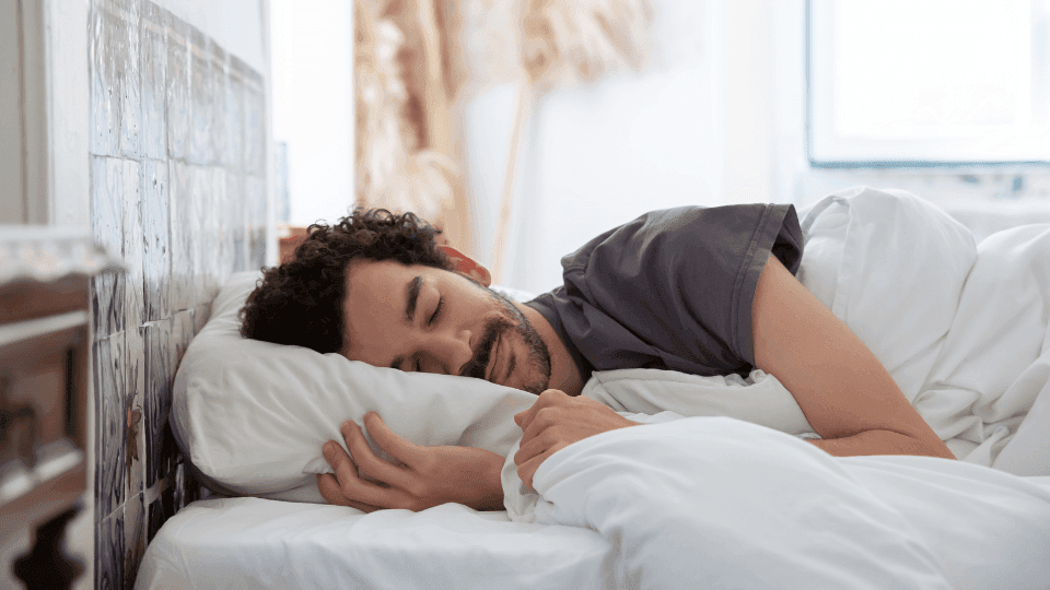 tidur siang bikin gemuk?